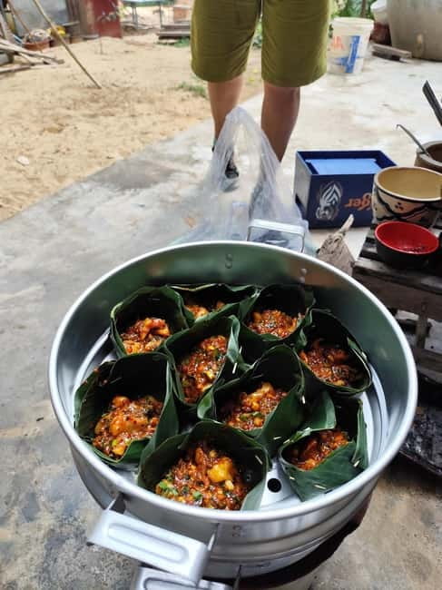Kampot Countryside: Authentic Khmer Cooking Class - From Kampot pickup to the local market