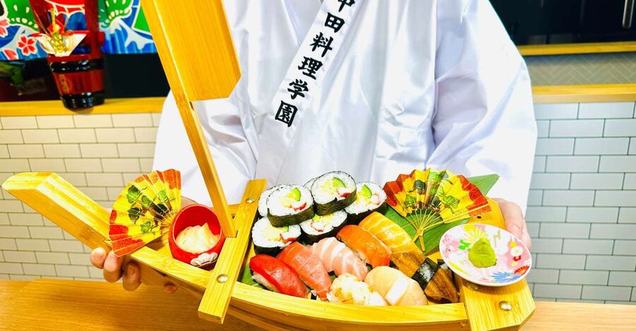 Kanazawa: Authentic Japanese Cooking and Sushi-Making Lesson - Price, group size, and overall value