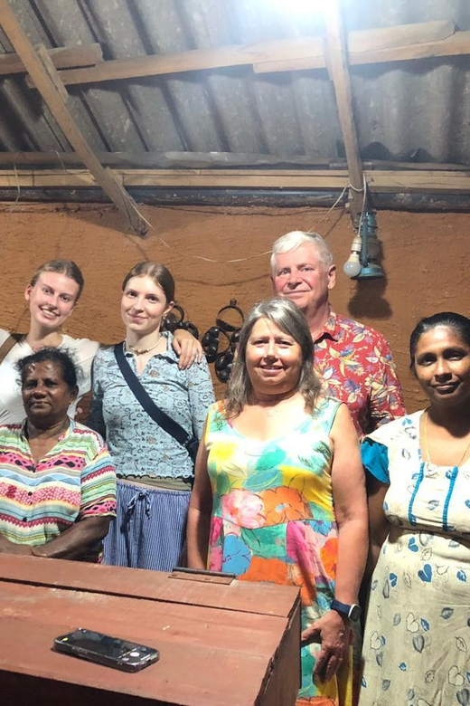 Kandy Cooking Class with Granny - Seven curries, coconut sambol, and a Sri Lankan sweet