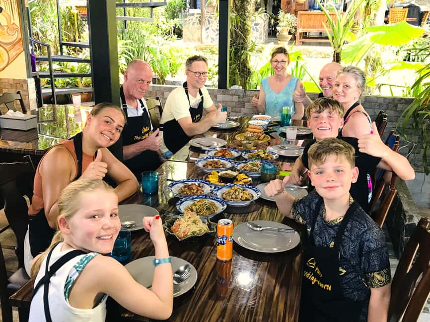 Khao Lak Pui's Authentic Thai Cooking Class - Who should book this class?