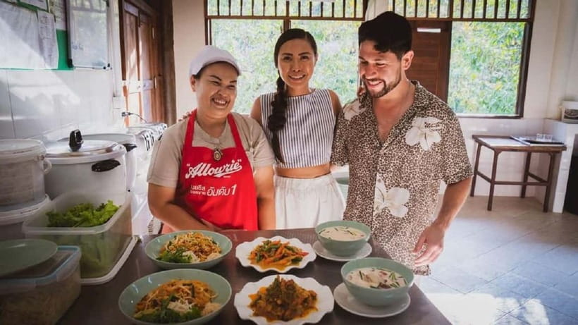 Khao Sok: Thai Cooking Class and Culinary Experience - What makes this Khao Sok cooking class different