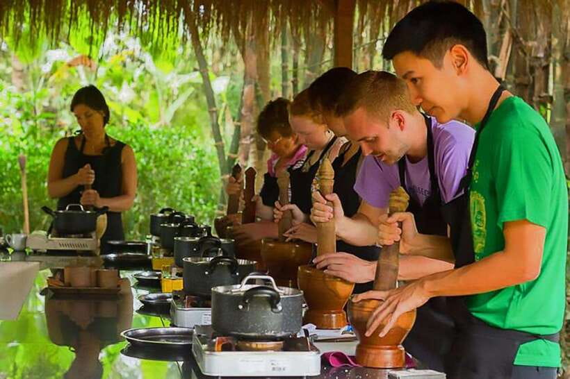 Khmer Food Culture Cooking Class in Kampot - Choosing your starter, main, and dessert