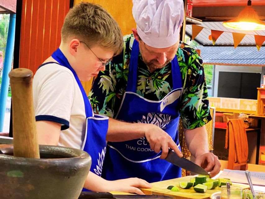 Ko Lanta: Thai Cooking Class with Market Tour and Dinner - Key points to know before booking