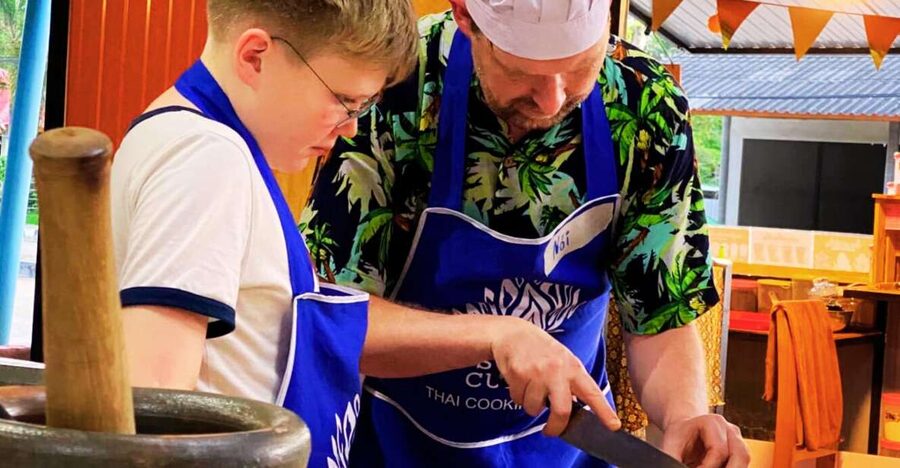 Ko Lanta: Thai Cooking Class with Market Tour and Dinner - The morning market tour, from 8:30 am to 2:30 pm