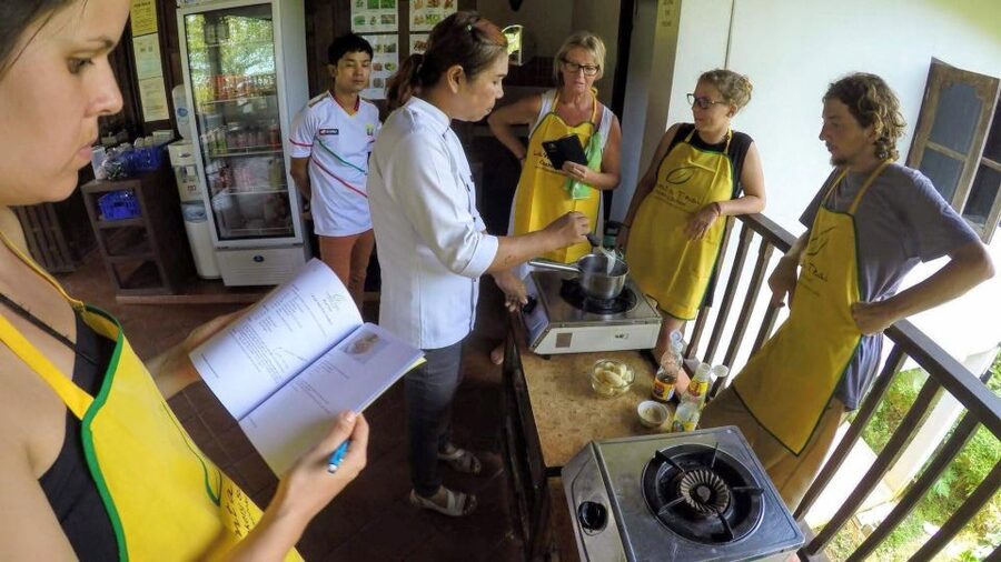 Koh Lanta: Evening Course at Lanta Thai Cookery School - Four individual cooking stations, not a group demonstration