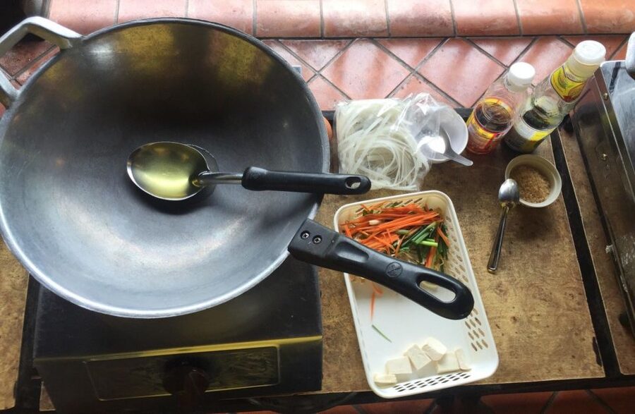 Koh Lanta: Evening Course at Lanta Thai Cookery School - What the $64 price includes