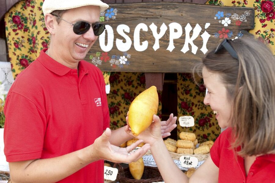 Krakow: Pierogi Home Cooking Class - What the guides add to the experience
