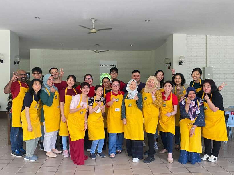 Kuala Lumpur: Malaysian Cooking Class with Market Tour - The three-course lunch