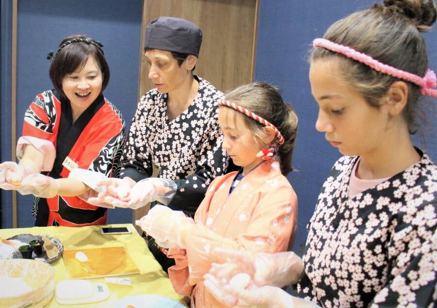 Kyoto: Cooking class, learning how to make authentic sushi - Eating what you made