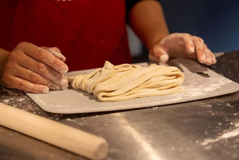 Kyoto Udon & Tempura Cooking Class with Professional Chefs - Tempura with a simple, hands-on finish