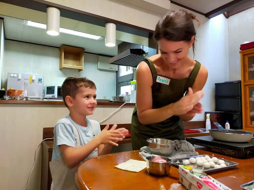Kyoto: Wagashi (Japanese sweets) Cooking near Fushimiinari - A sweet break near Fushimi Inari