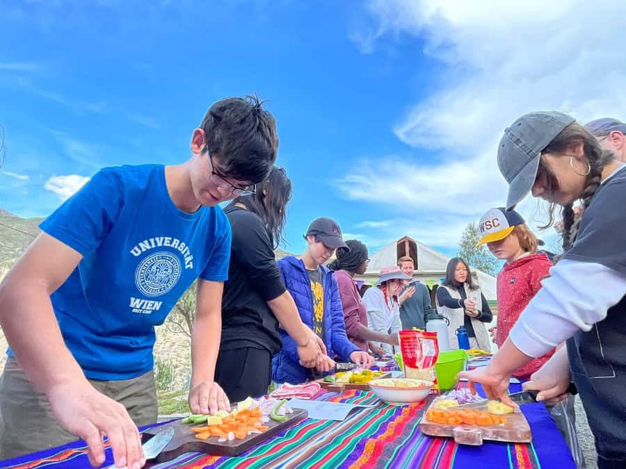 La Paz: Bolivian Cooking Class - Why this class is different from a restaurant meal