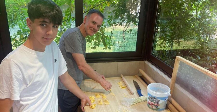 Learn and taste the real bolognese ragù and pasta making - The first lesson: working with handmade pasta