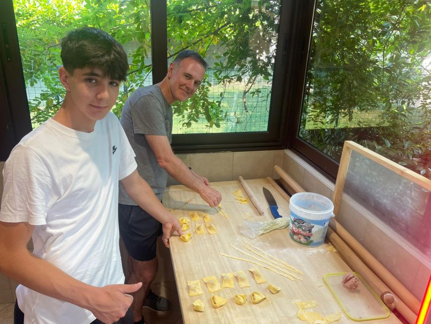 Learn and taste the real bolognese ragù and pasta making - Arriving at Via Lincoln 60