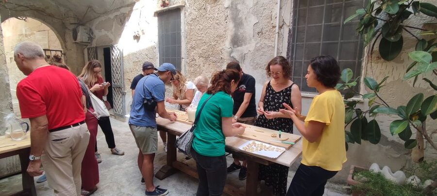 Lecce: Pasta Making Class in 1400s-Era Courtyard with Wine - Learning Orecchiette and Sagne