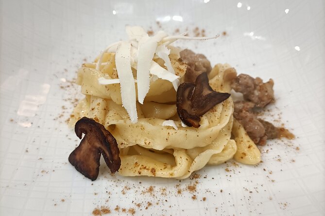 Lezione di Cucina : Pasta Fresca - Tomatoes, lemons, pizza, and dessert