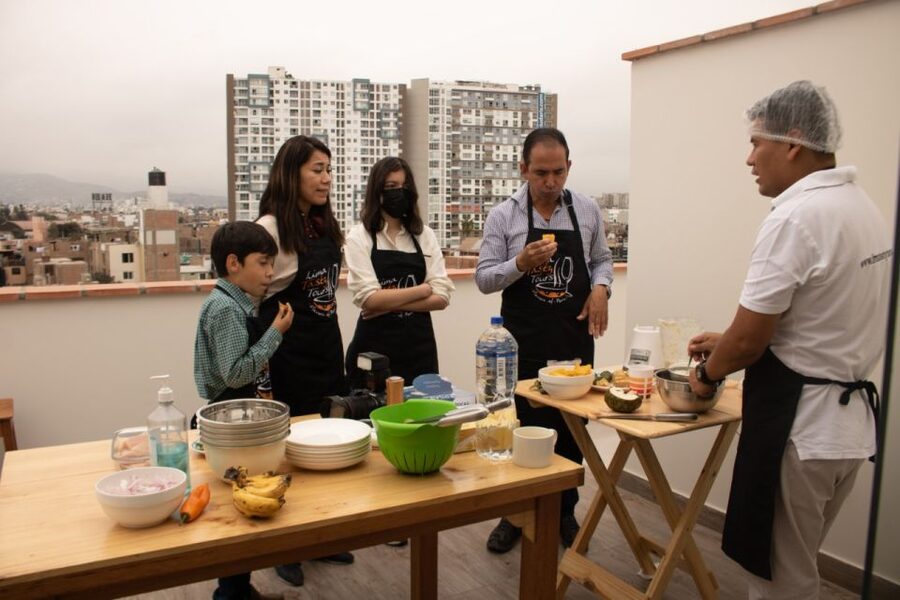 Lima: Cooking Workshop and Water Circuit Tour - The Magic Water Circuit after dark