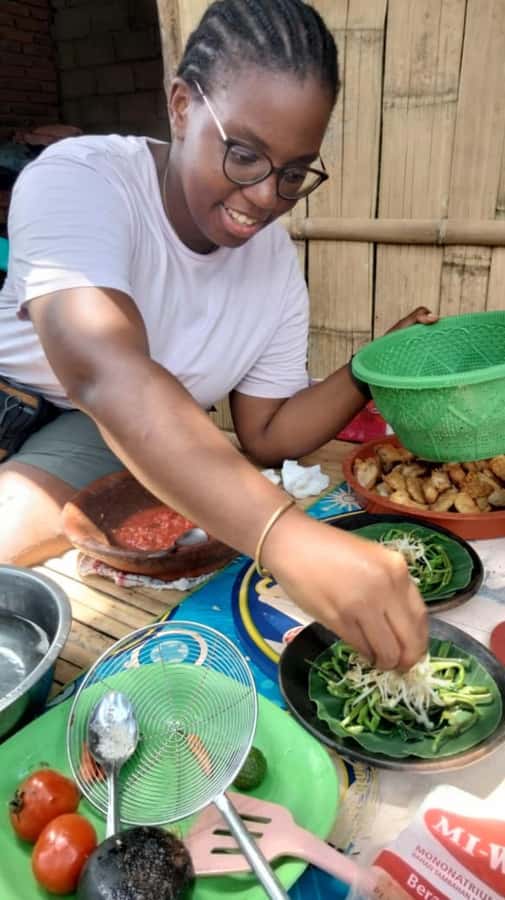 Lombok Traditional Pottery Experience and Village life - The welcome is the real strength