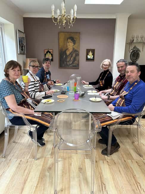 London: Indian Cooking Masterclass with Market Tour - The Hounslow Indian food shop