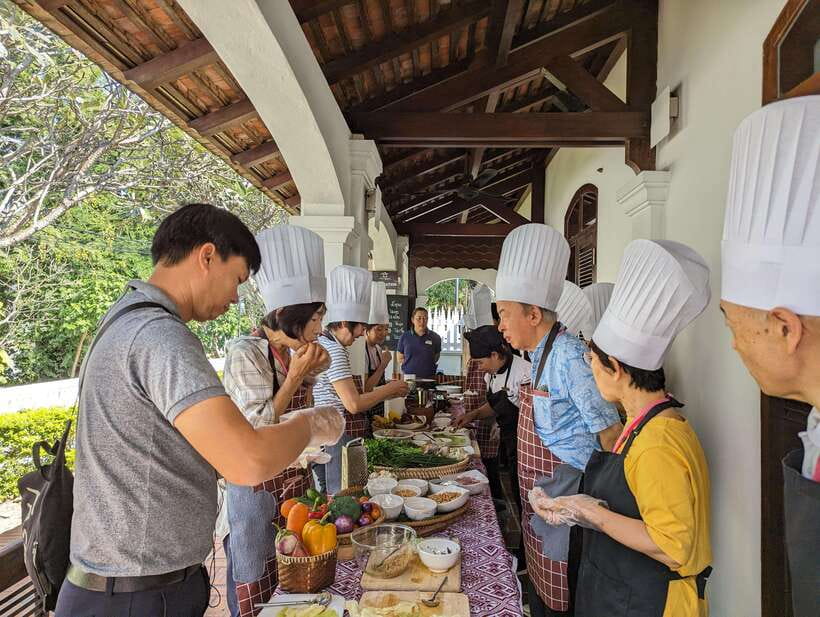 Luang Prabang: Cooking Class at the Former Royal Palace - Key points to know before booking