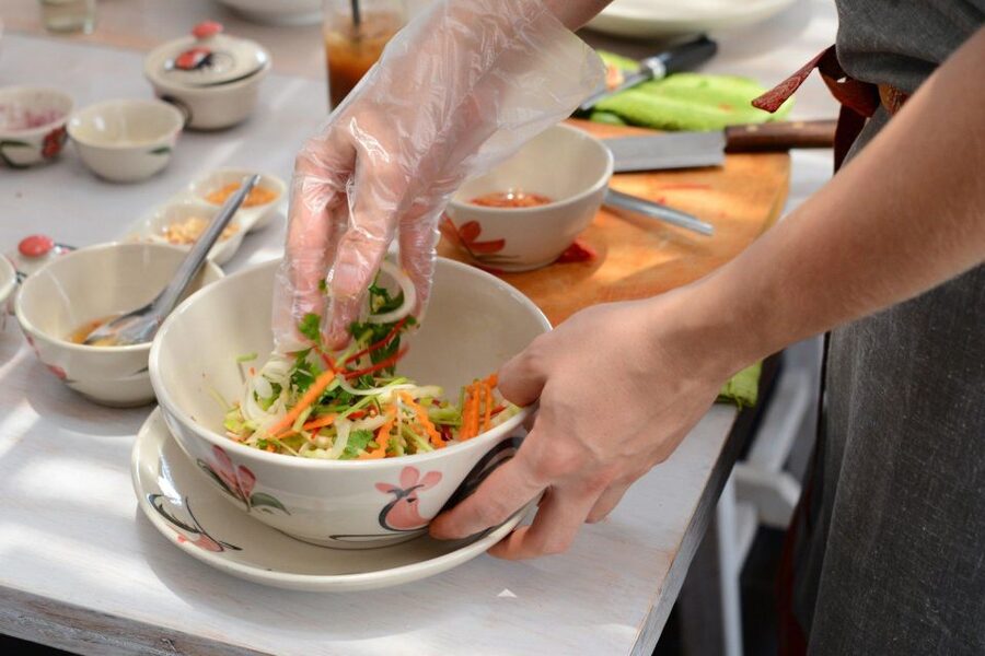 M.O.M COOKING CLASS - What $40 includes