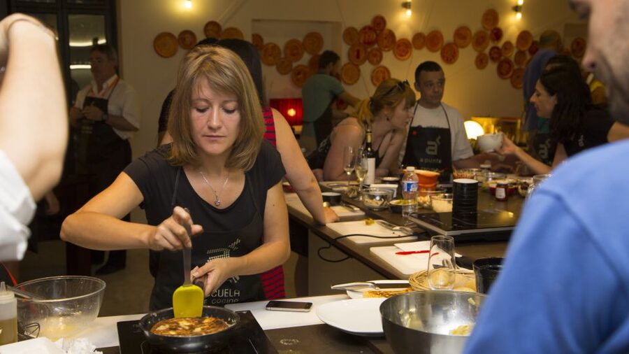 Madrid: 10 Tapas 2.5-Hour Cooking Class - What you take home