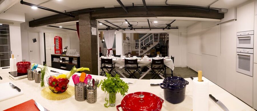 Madrid: 10 Tapas 2.5-Hour Cooking Class - Ten tapas, ten small lessons in Spanish food
