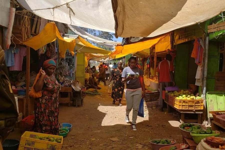 Market Tour and Traditional Kenyan Cooking Class in Nairobi - Starting at K Mall in Komarock