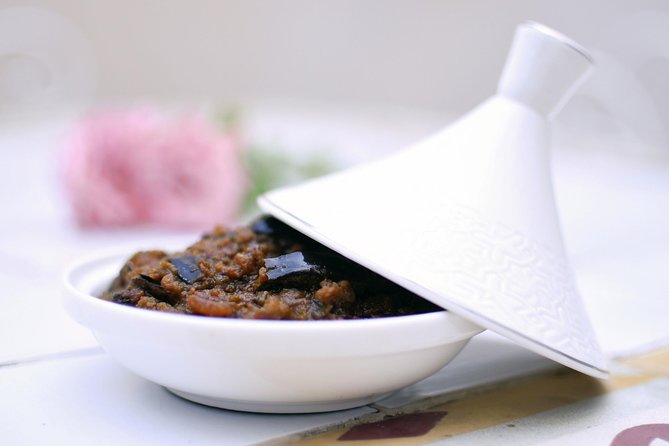 Market Tour & Moroccan Cooking Class in Casablanca with Transfers - Cooking in Chamsi’s open-space kitchen