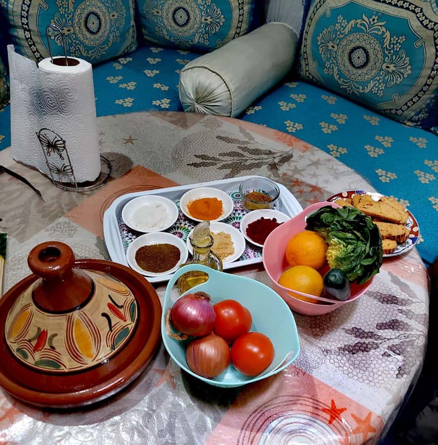 Marrakech: Moroccan Cuisine Cooking Class in Local Home - Tagine preparation, step by step