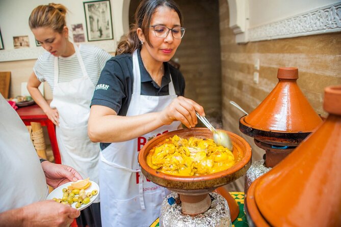 Marrakech Tour: Tajine Cookery Class Experience - Cooking tagine, salads, bread, and mint tea