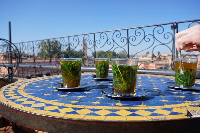 Marrakech Tour: Tajine Cookery Class Experience - Lunch in the riad courtyard