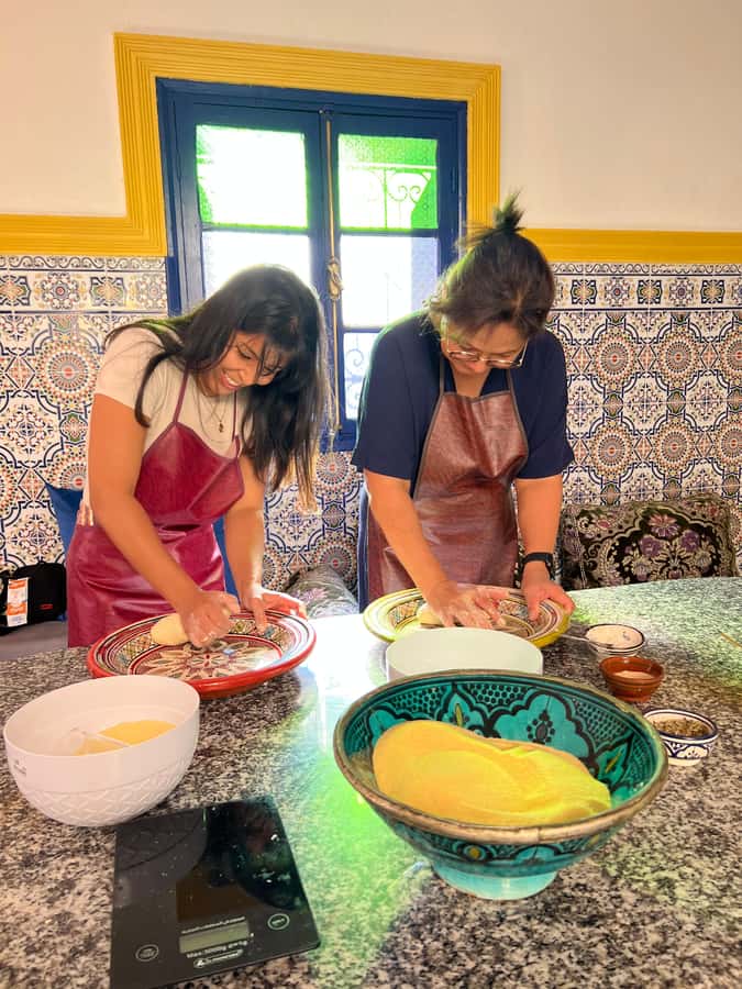 Marrakech: Traditional Moroccan Crepes & Bread Cooking Class - Quick reasons to book