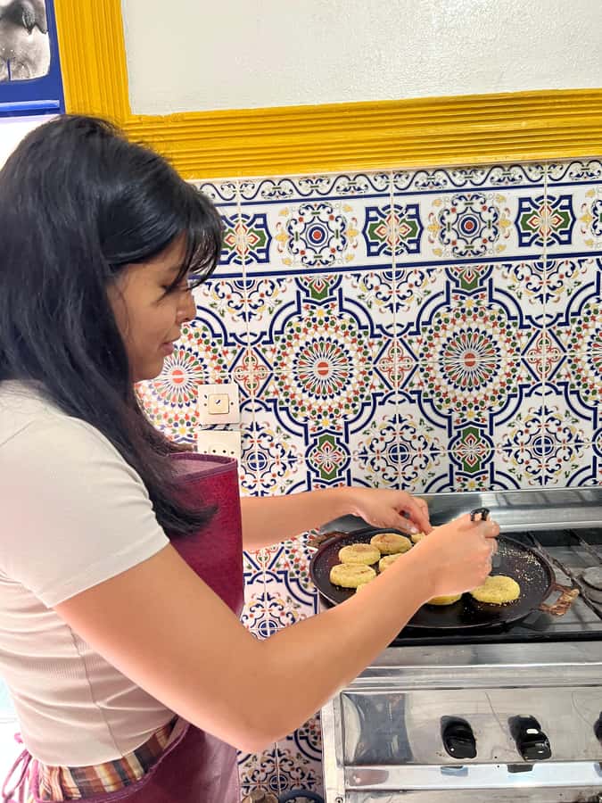 Marrakech: Traditional Moroccan Crepes & Bread Cooking Class - Who will enjoy this class most