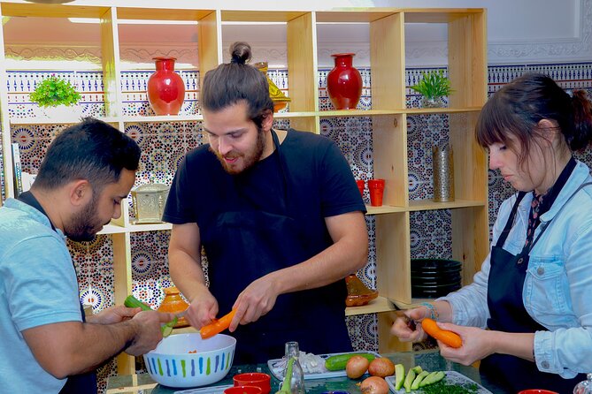 Marrakesh cooking class with chef Hassan - Local dishes - From a Marrakech pharmacy to the market