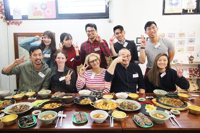 Master Korean traditional cooking with a Kimchi chef - Eating what you prepared