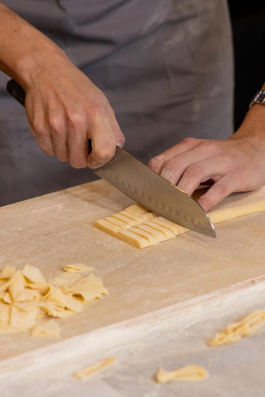 Masterclass: Aperol Spritz & Pasta Making Experience in Rome - Why this Rome cooking class works so well