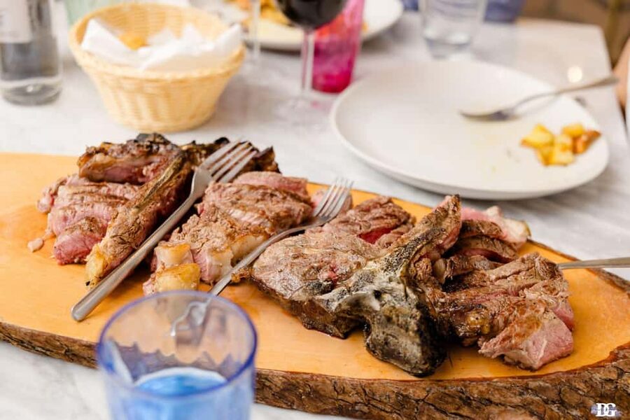 MasterSteak: Tuscan Steak Cooking Class with Unlimited Wine - Who should book this experience
