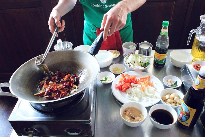 May Kaidee Thai Cooking Class at Bangkok with Pickup - What the May Kaidee class is really like
