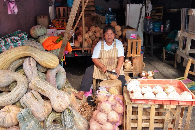 Mexican Cooking Class & Market Tour with a Professional Chef - Who should book this Acapulco food experience?