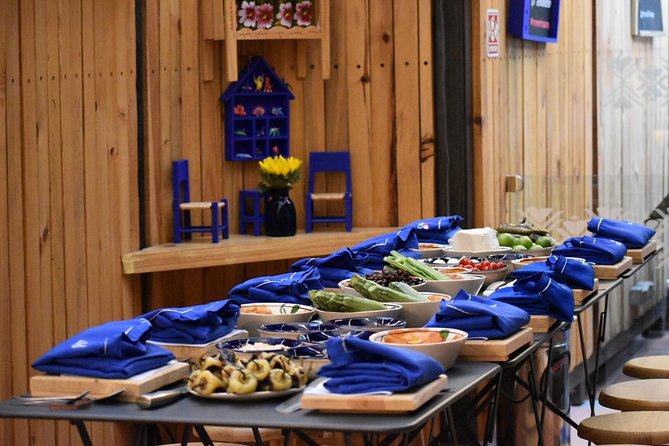 Mexican Street Tacos Hands-on Cooking Class and Market Tour - Who should book this experience