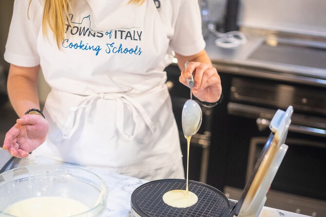 Milan Cooking Class: Authentic Pizza & Gelato Making - Meeting at Milano Centrale and Finding the School