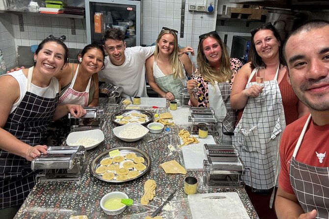 Milan: Pasta and Tiramisu Small Group Cooking Class with Wine - Practical details before you reserve