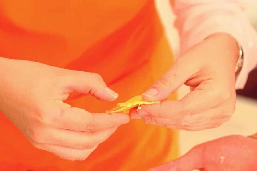 Milan: Pasta, Ravioli, and Gelato Class in a Glamorous Home - Folding Ravioli With a Special Filling