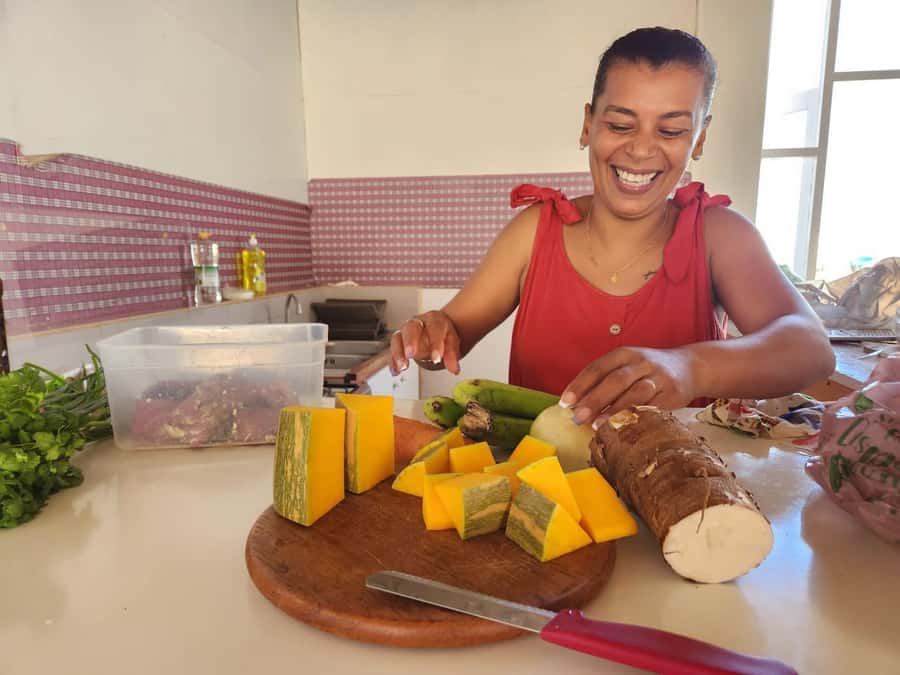 Mindelo: creol cooking with Catia - The 10-minute bus ride to Catia’s home