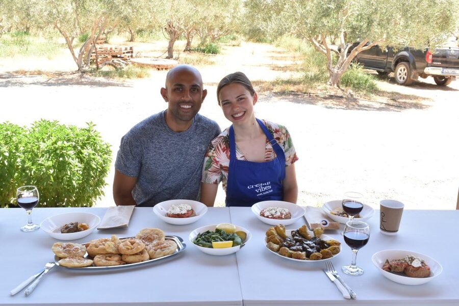 Moires: Cooking Class and Olive Oil Tasting at a Family Farm - What happens during the four-hour class