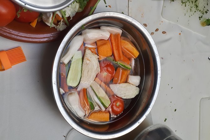 Moroccan cooking class with maket in the Medina of Marrakech - Key points to know before booking