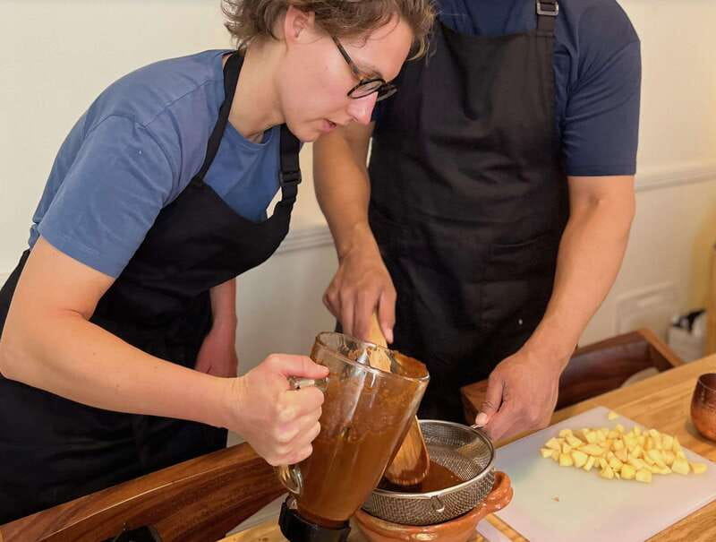 Muchos moles: Multi-variety mole cooking class and feast - Dietary Needs, Cats, and Access