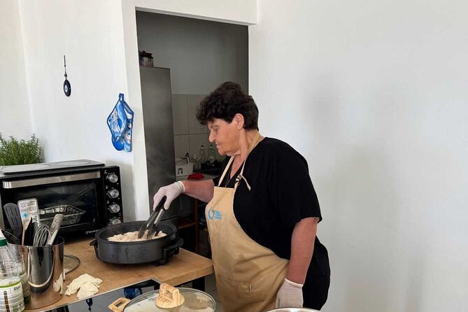Mykonos Small-Group Cooking Class with Sunset Option - Getting from the Old Port to the cooking class