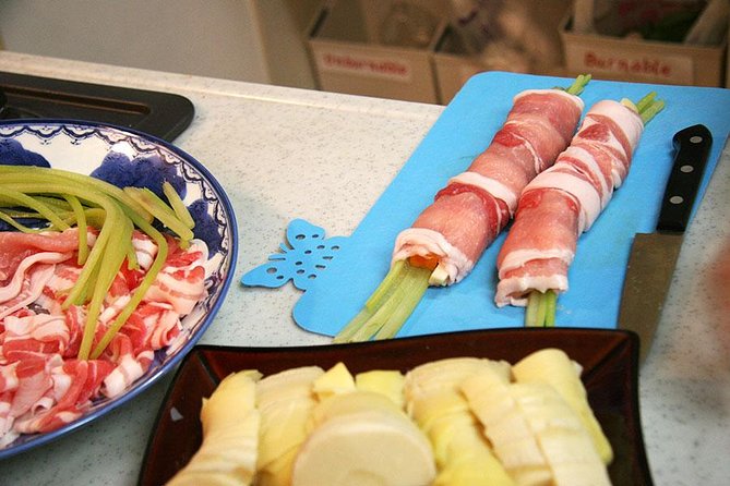 Nagoya Super Market Tour & Home Cooking Class with a Local, Akiko - Sitting down to a Nagoyan meal